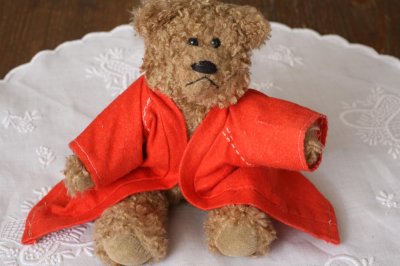 画像3: イギリスのテディーベアー赤いお洋服付き