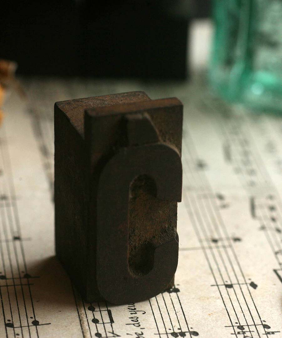 画像1: 〈ベルギー〉ブロカント木製プリンターブロックEdge(エッジ) C (1)
