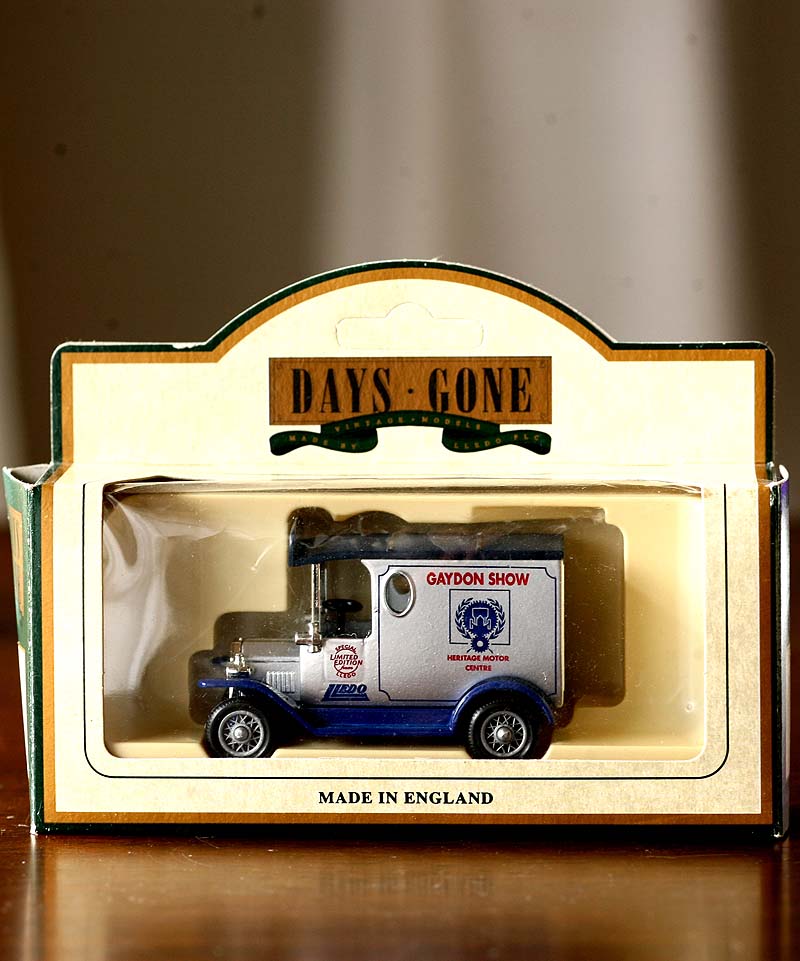 イギリス DAYS・GONE Model GAYDON SHOW ミニカー 海外アンティーク雑貨