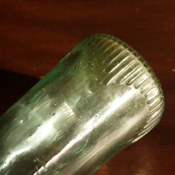 イギリス アンティーク瓶 大きなガラスボトル 花瓶 フラワーベース (高