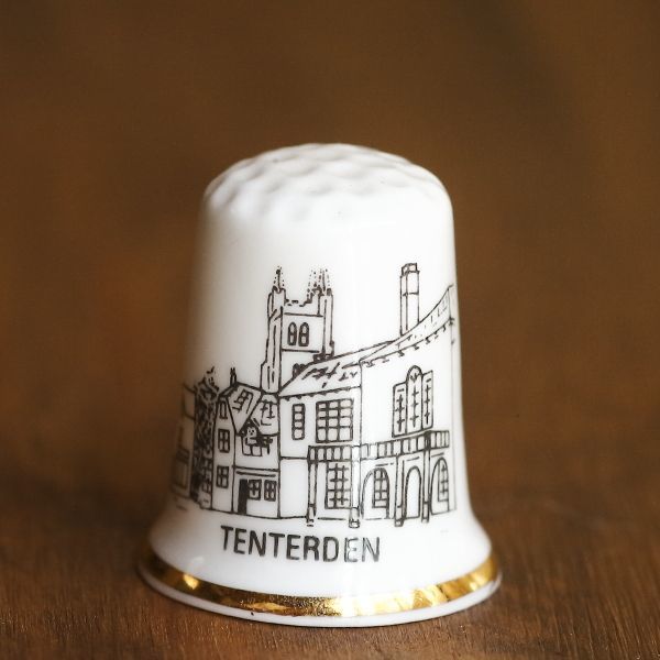 イギリス TENTERDEN テンターデン 英国陶製シンブル(指貫)|イギリス 