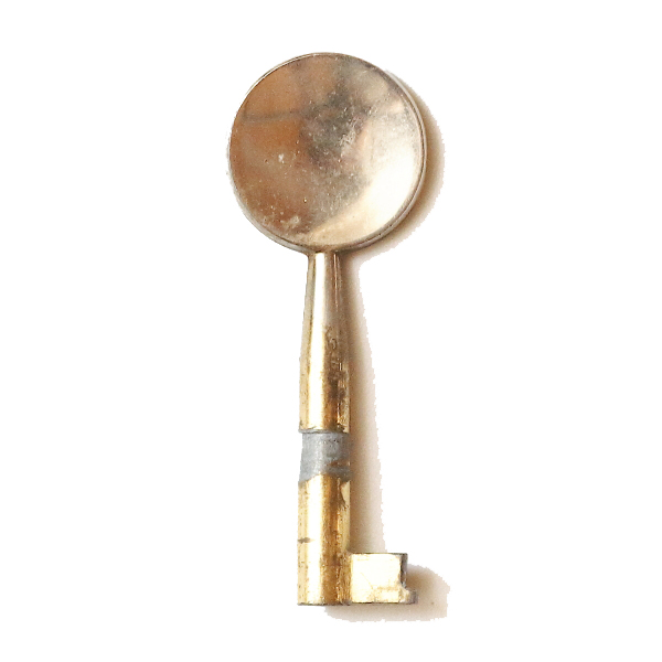 画像1: ドイツ アンティークキー 丸ヘッド鍵 約6.2cm (1)