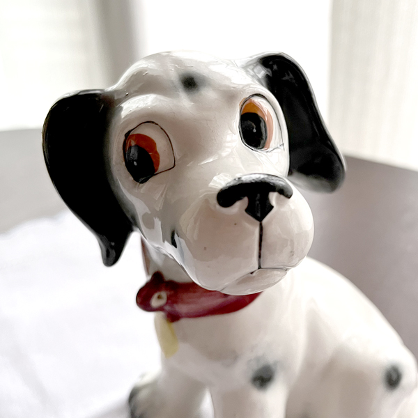 イギリス 陶製ダルメシアン置物 愛らしいお顔の犬オブジェ 陶器いぬ